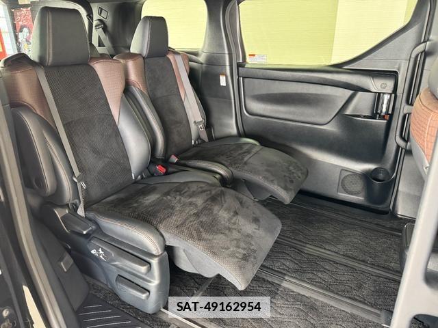 Toyota ALPHARD 2016-10 7959938-9