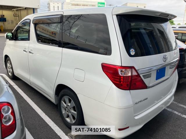 Toyota ALPHARD 2012-08 7960302-10