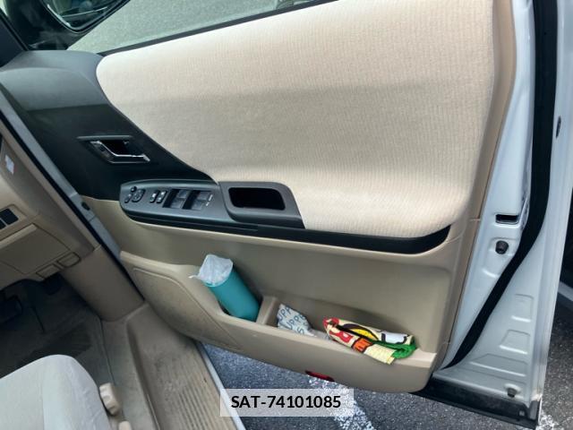 Toyota ALPHARD 2012-08 7960302-6