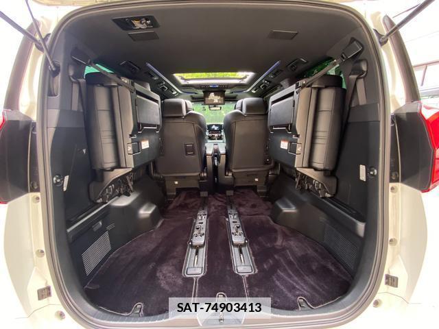 Toyota ALPHARD 2018-07 7961743-17