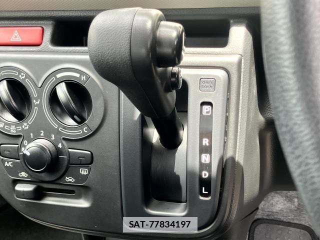 Suzuki ALTO 2021-09 7960559-13