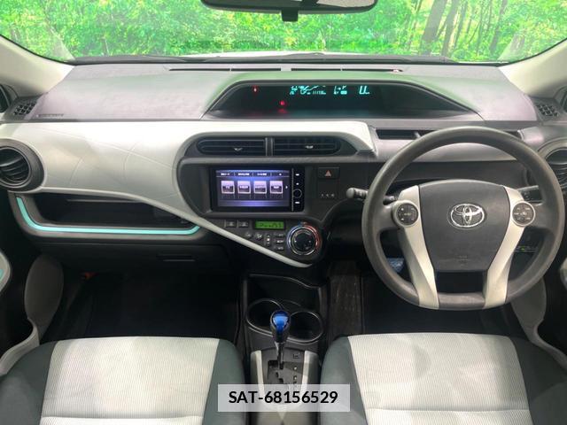 Toyota AQUA 2012-08 7959681-1