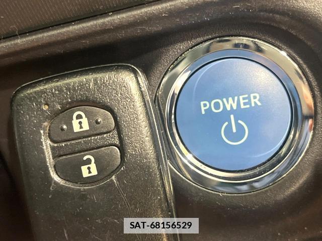 Toyota AQUA 2012-08 7959681-4