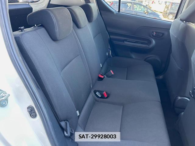 Toyota AQUA 2018-05 7959702-10