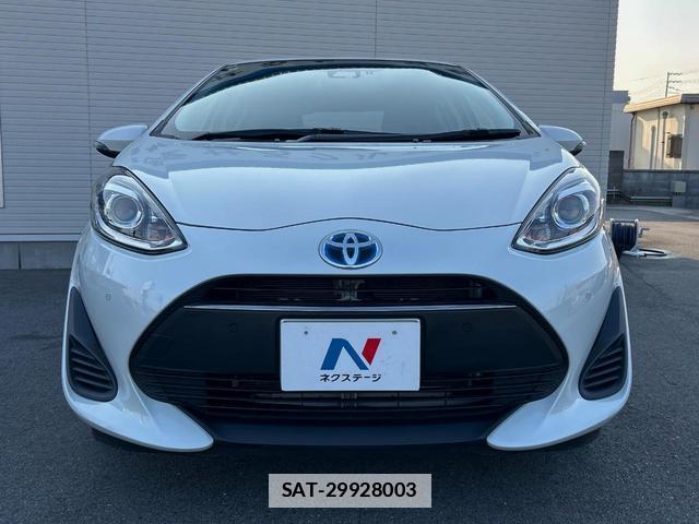 Toyota AQUA 2018-05 7959702-14