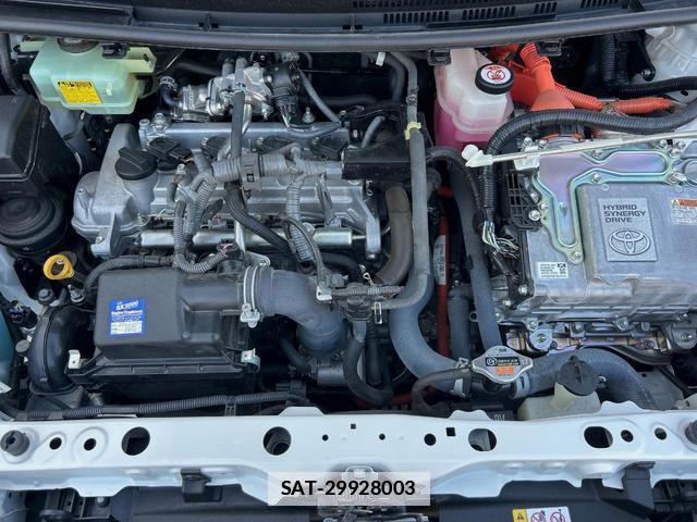 Toyota AQUA 2018-05 7959702-18