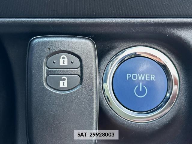 Toyota AQUA 2018-05 7959702-8