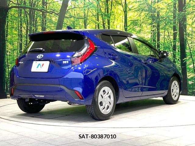 Toyota AQUA 2021-08 7959785-17