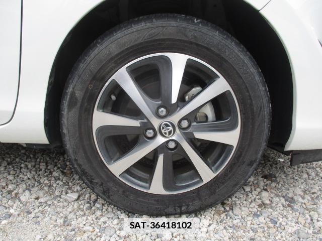 Toyota AQUA 2018-01 7959853-14