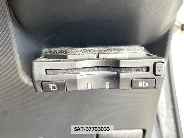 Toyota AQUA 2014-03 7959930-5