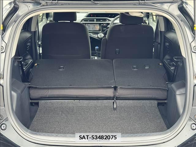 Toyota AQUA 2016-10 7959994-19