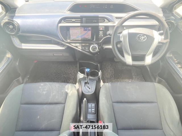 Toyota AQUA 2016-07 7960109-1