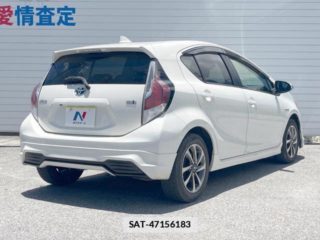 Toyota AQUA 2016-07 7960109-17