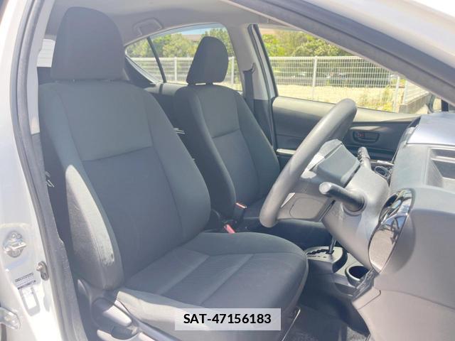 Toyota AQUA 2016-07 7960109-8