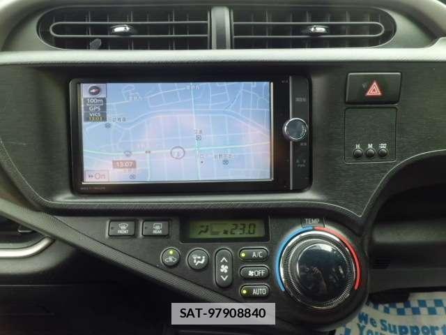 Toyota AQUA 2014-06 7960345-4