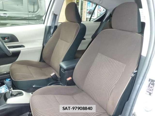 Toyota AQUA 2014-06 7960345-6