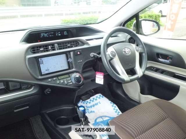 Toyota AQUA 2014-06 7960345-9