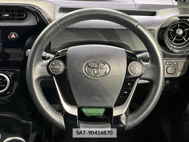 Toyota AQUA 2019-02 7960762-11