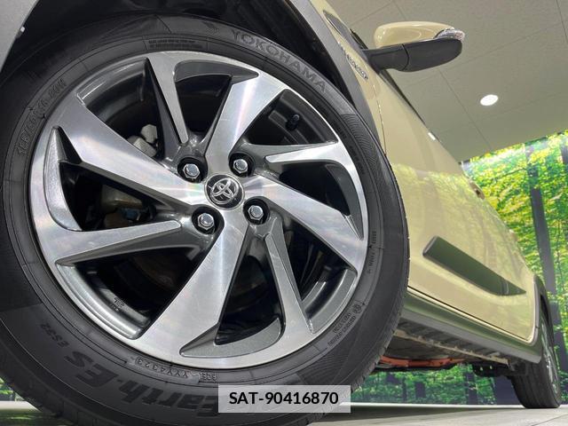 Toyota AQUA 2019-02 7960762-13