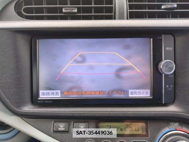 Toyota AQUA 2013-06 7962085-3