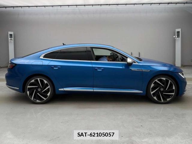 VolksWagen ARTEON 2022-04 7960871-3