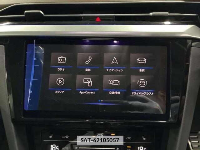 VolksWagen ARTEON 2022-04 7960871-4