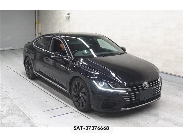 VolksWagen ARTEON 2018-03 7961493-3
