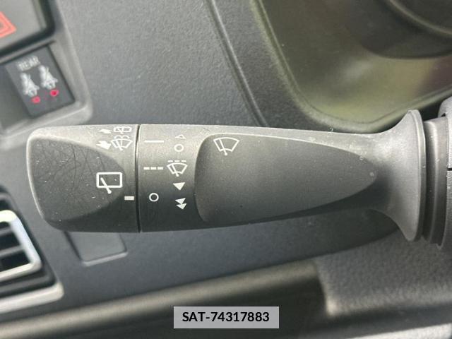 Daihatsu ATRAI 2023-11 7959494-12