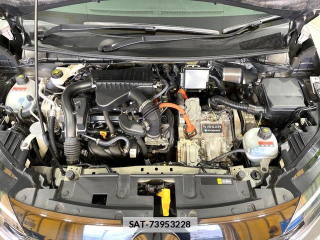 Nissan AURA 2022-06 7960487-17