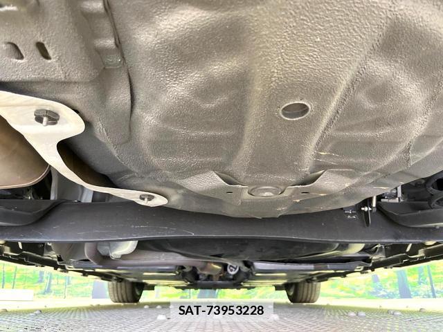 Nissan AURA 2022-06 7960487-18