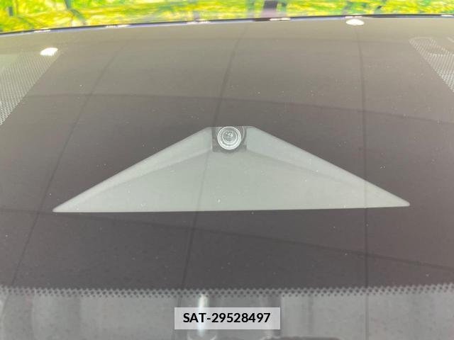 Nissan AURA 2025-11 7960510-6