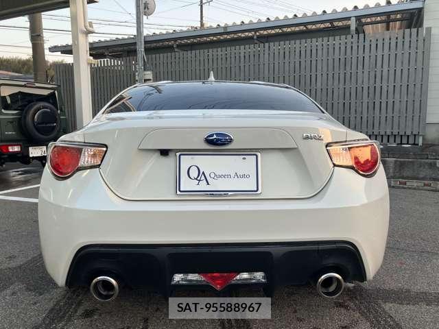 Subaru BRZ 2015-07 7962352-12