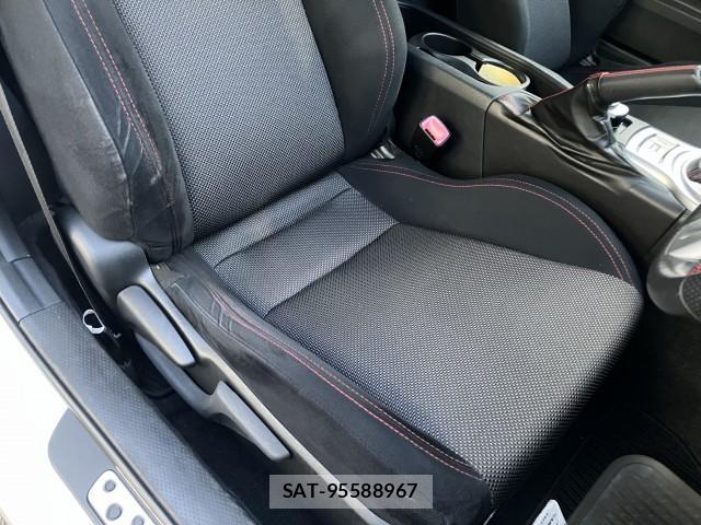Subaru BRZ 2015-07 7962352-16