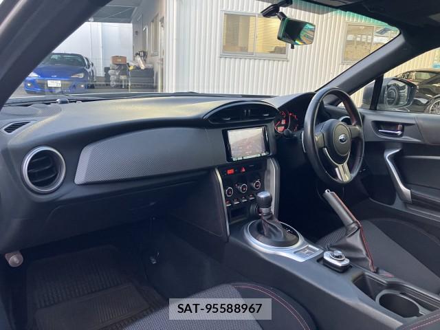 Subaru BRZ 2015-07 7962352-17