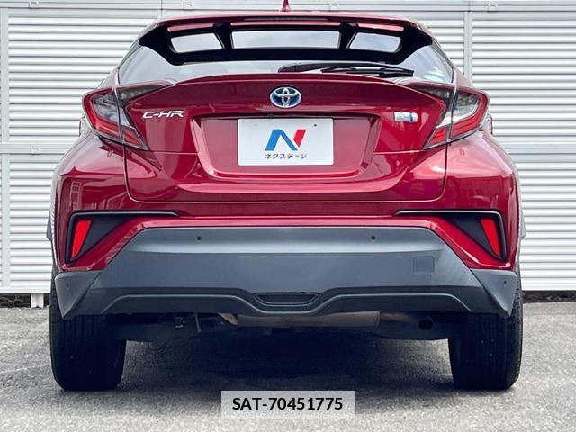 Toyota C-HR 2017-06 7959727-12