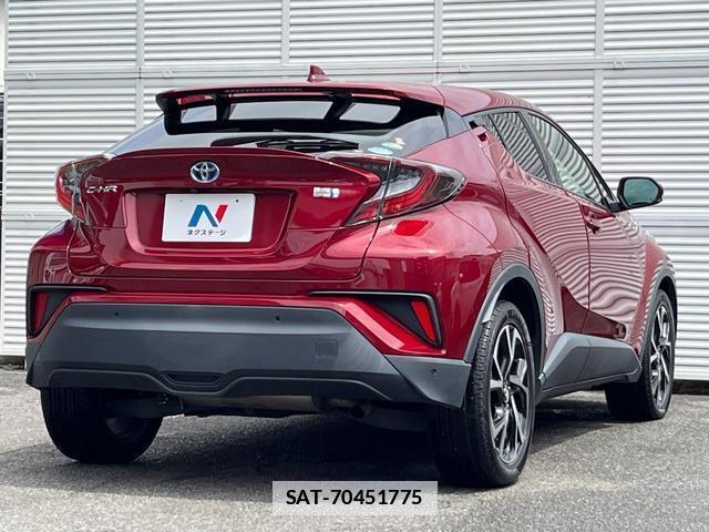 Toyota C-HR 2017-06 7959727-14
