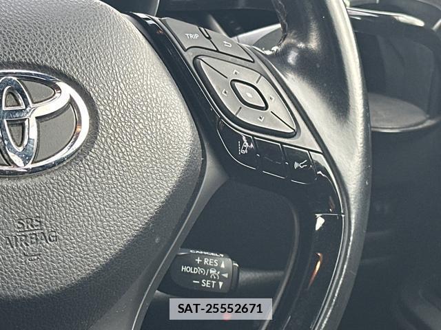 Toyota C-HR 2017-07 7960020-18