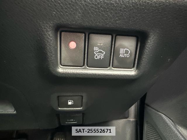 Toyota C-HR 2017-07 7960020-8