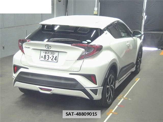 Toyota C-HR 2018-09 7960867-1