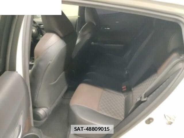 Toyota C-HR 2018-09 7960867-4
