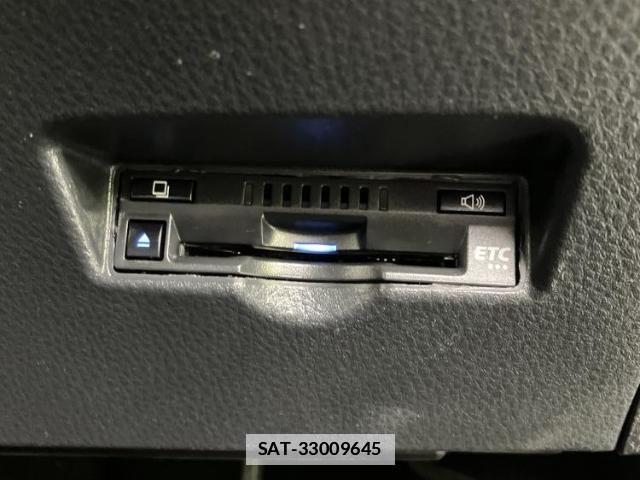 Toyota C-HR 2021-05 7963004-16