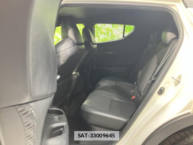 Toyota C-HR 2021-05 7963004-6