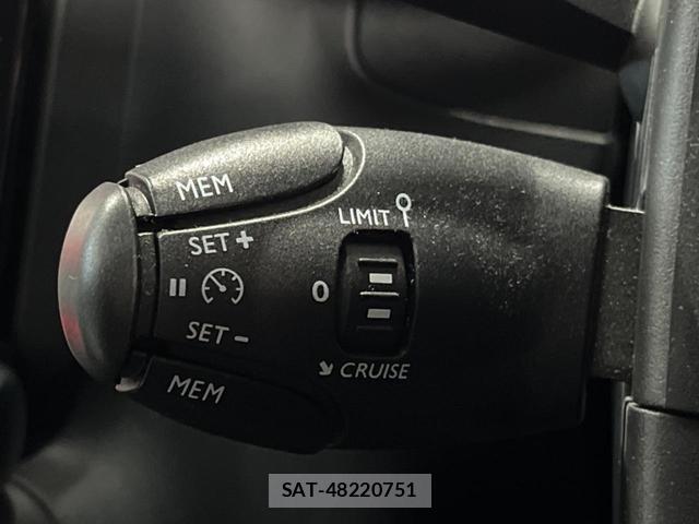 Citroen C3 2017-08 7959418-6