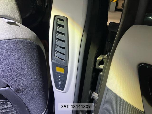 Citroen C4 PICASSO 2011-06 7959872-18