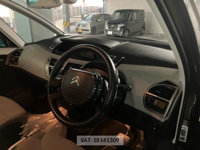Citroen C4 PICASSO 2011-06 7959872-7
