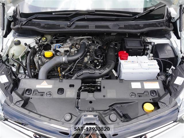 Renault CAPTUR 2019-03 7960017-18