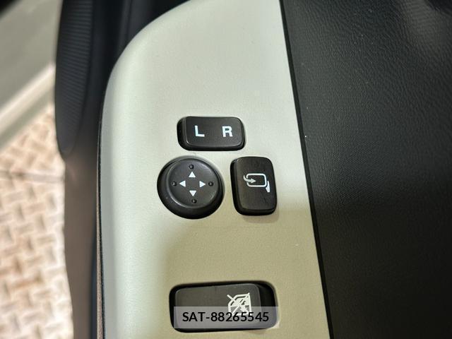 Mazda CAROL 2021-04 7963214-9