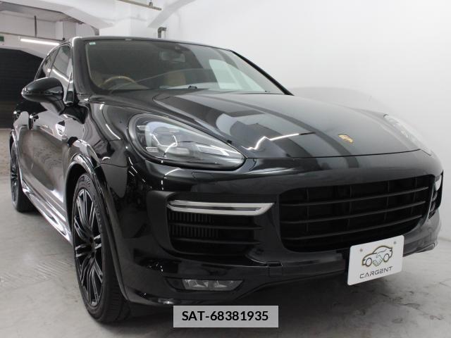 Porsche CAYENNE 2015-11 7960012-12