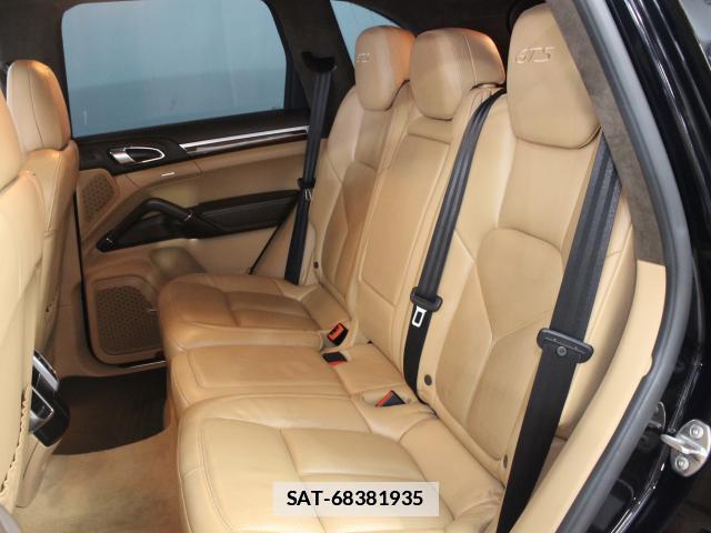 Porsche CAYENNE 2015-11 7960012-7