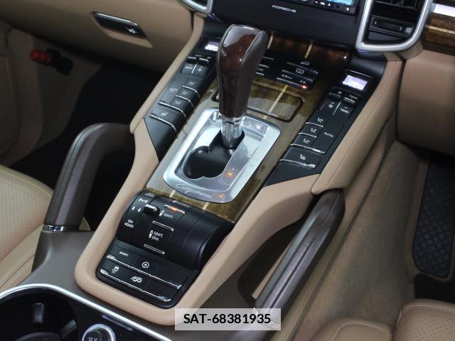 Porsche CAYENNE 2015-11 7960012-9